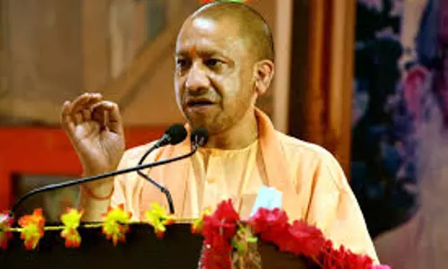 Lucknow: बेहतरीन कनेक्टिविटी और सुदृढ़ कानून व्यवस्था से आ रहा निवेश: मुख्यमंत्री योगी Lucknow: बेहतरीन कनेक्टिविटी और सुदृढ़ कानून व्यवस्था से आ रहा निवेश: मुख्यमंत्री योगी