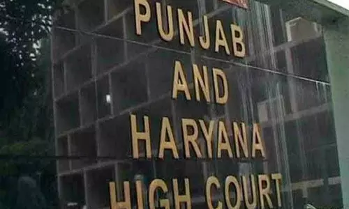 Punjab and Haryana HC ने बार एसोसिएशन को पार्किंग शुल्क वसूलने से रोका