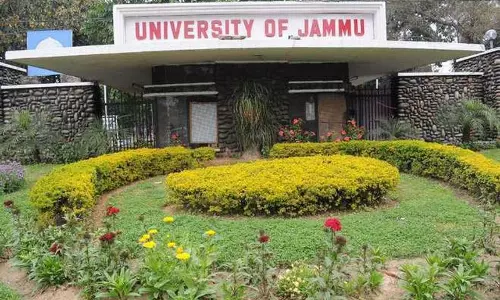 Jammu विश्वविद्यालय में हर्बेरियम डिजिटलीकरण सुविधा Jammu विश्वविद्यालय में हर्बेरियम डिजिटलीकरण सुविधा