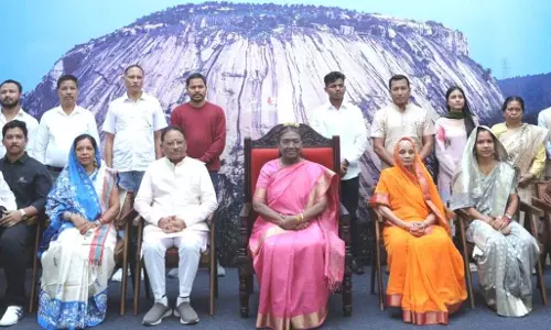 राष्ट्रपति द्रौपदी मुर्मु का मुख्यमंत्री निवास में आत्मीय स्वागत