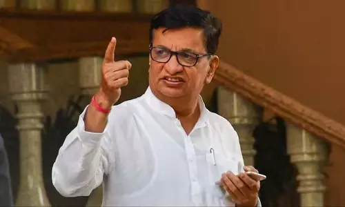 Maharashtra चुनाव 2024: बालासाहेब थोराट ने मातोश्री में उद्धव ठाकरे से मुलाकात की Maharashtra चुनाव 2024: बालासाहेब थोराट ने मातोश्री में उद्धव ठाकरे से मुलाकात की