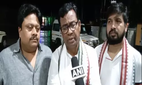 Congress नेता भक्त चरण दास ने दाना चक्रवात के बाद ओडिशा सरकार पर साधा निशाना
