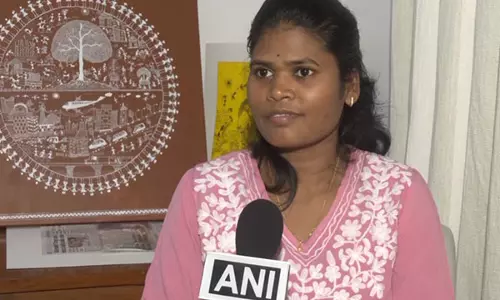 आदिवासी कलाकारों ने Rashtrapati Bhavan के आर्टिस्ट-इन-रेजिडेंस कार्यक्रम में अपनी खुशी व्यक्त की