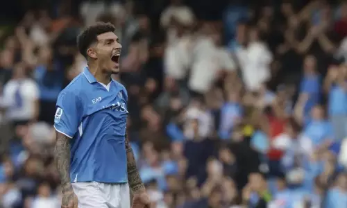 Serie A की लीडर नेपोली को संघर्षरत लेसे को 1-0 से हराने के लिए अंतिम समय में गोल की जरूरत Serie A की लीडर नेपोली को संघर्षरत लेसे को 1-0 से हराने के लिए अंतिम समय में गोल की जरूरत