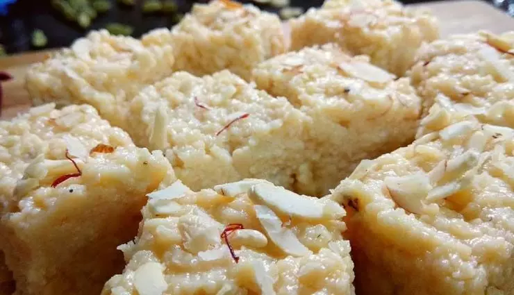 Paneer Barfi Recipe :   खास मौकों पर घर पर बनाएं पनीर बर्फी