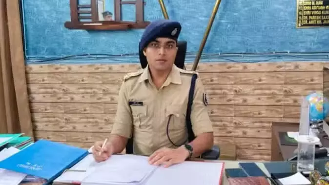 पुलिस हिरासत में आत्महत्या का मामला, थानाध्यक्ष समेत 3 पुलिसकर्मी निलंबित