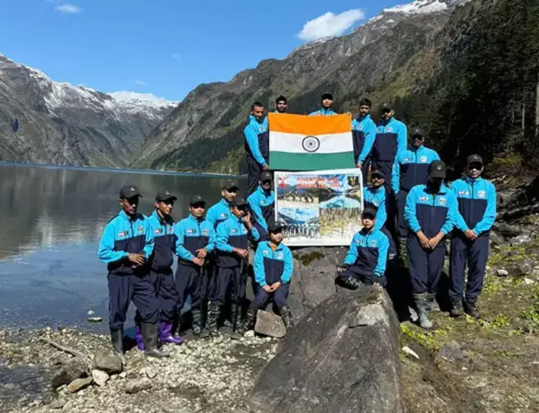 Arunachal प्रदेश की झील तक ट्रैकिंग अभियान सफलतापूर्वक पूरा हुआ