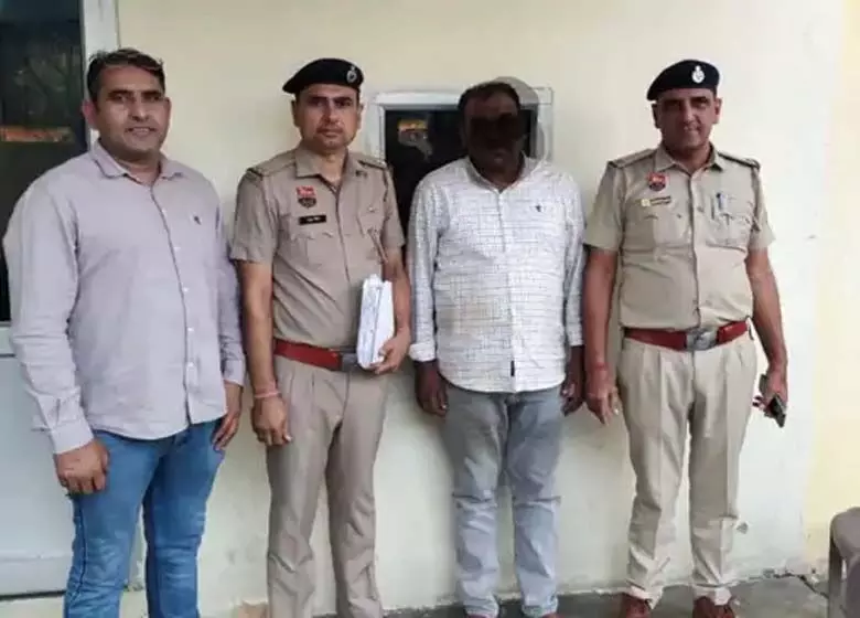 CRIME BREAKING: युवक के साथ की लाखों की ठगी, आरोपी गिरफ्तार