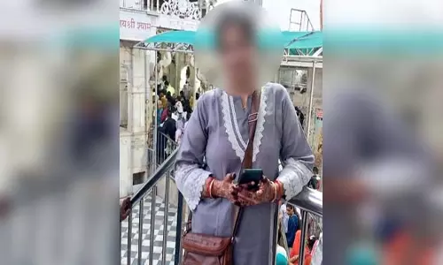 जिम ट्रेनर ने महिला की हत्या कर शव डीएम आवास के पास गाड़ा, पुलिस पर भी उठे सवाल, VIDEO
