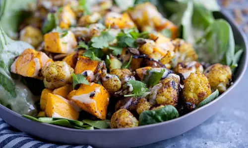 Mango Dressing के साथ फूलगोभी चावल सलाद जार रेसिपी