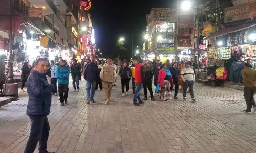 दशहरा के बाद Kullu, मनाली में पर्यटकों की संख्या में भारी गिरावट दशहरा के बाद Kullu, मनाली में पर्यटकों की संख्या में भारी गिरावट