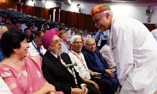 PGIMER में वैश्विक पूर्व छात्रों की बैठक में पुरानी यादें ताज़ा हुईं