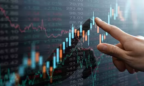 Stock market की उथल-पुथल के बीच इस बैंक ने कर दिखाया चमत्कार