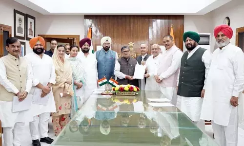 Punjab भाजपा प्रतिनिधिमंडल ने राज्यपाल से मुलाकात की