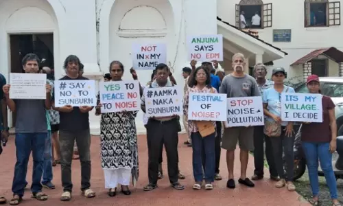GOA: अंजुना ग्रामीणों ने ईडीएम और मेगा इवेंट के खिलाफ मौन विरोध प्रदर्शन किया