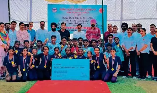 Chandigarh: सेक्टर 42 स्कूल ने खो-खो खिताब जीता Chandigarh: सेक्टर 42 स्कूल ने खो-खो खिताब जीता