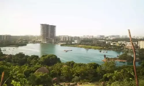 Telangana: सोसाइटी टू सेव रॉक्स ने प्रदर्शनी शुरू की