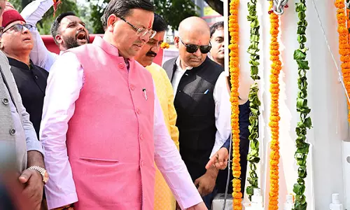 चलने वाली विशेष ट्रेन नहीं आई...: Bandra भगदड़ पर ठाणे रेलवे डिप्टी कमिश्नर