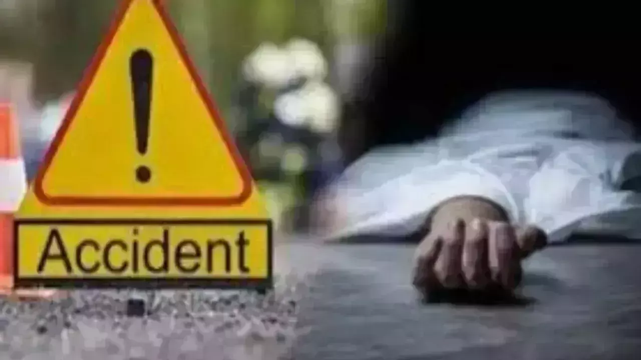 Badaun: सड़क हादसों में दो लोगों की मौत, तीन घायल