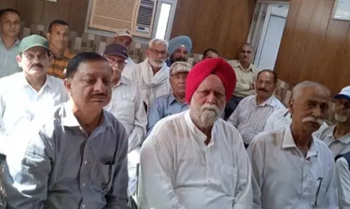 J&K: पूर्व सैनिकों ने ज्वलंत स्थानीय मुद्दों पर चर्चा की
