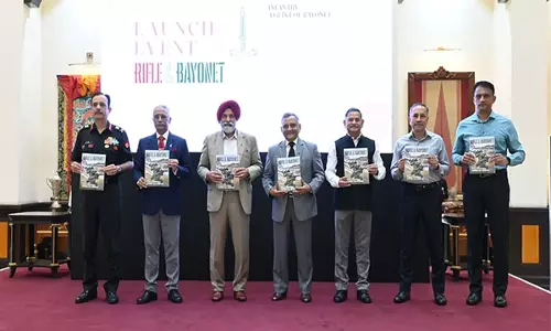 78th Valour Day: वार्षिक इन्फैंट्री जर्नल राइफल एंड बायोनेट के दूसरे संस्करण का विमोचन किया गया