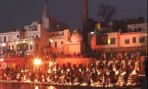 इस Diwali अनोखे दीपों से जगमगाएगा श्री रामलला मंदिर इस Diwali अनोखे दीपों से जगमगाएगा श्री रामलला मंदिर