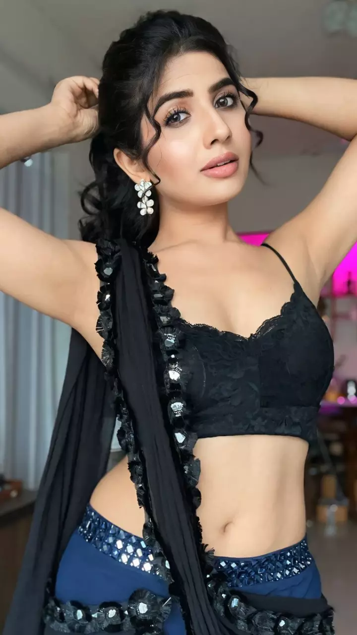 निधि सिंह का कातिलाना अंदाज
