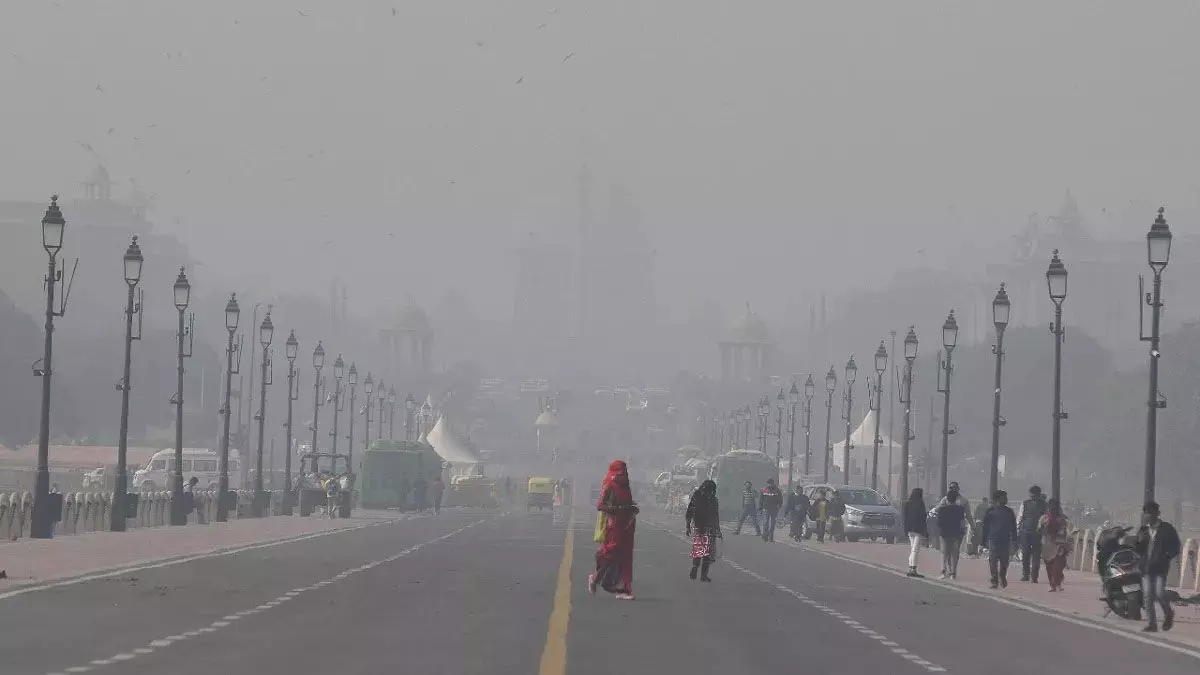 दिल्ली: वायु प्रदूषण की गंभीर स्थिति बरकरार, 328 रहा औसत AQI