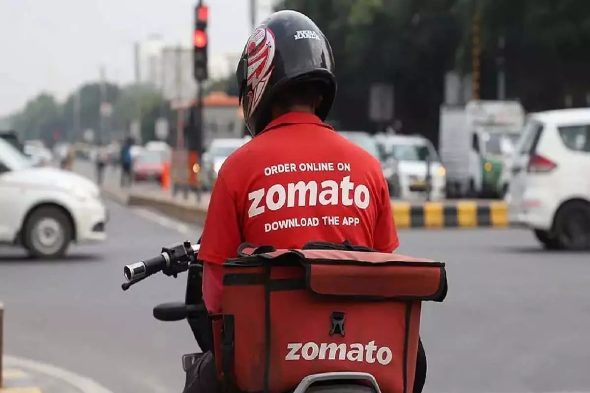 Zomato शेयर 0.97% ऊपर