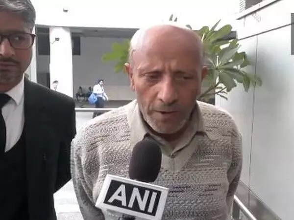 J&K के लोगों के लिए जान कुर्बान करने को तैयार: तिहाड़ जेल में सरेंडर करने से पहले इंजीनियर राशिद