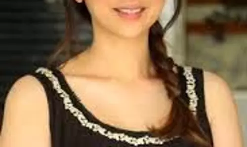 Aditi Rao Haidari Birthday: उनके जन्मदिन पर जानें बिब्बोजान की कहानी Aditi Rao Haidari Birthday: उनके जन्मदिन पर जानें बिब्बोजान की कहानी