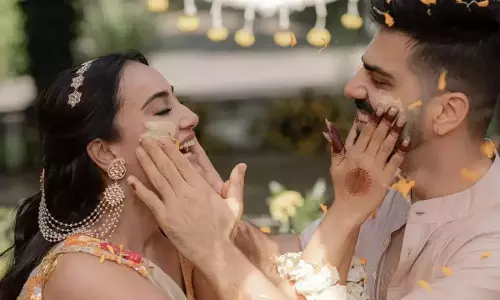 Surabhi के बाद ज्योति-सुमित सूरी ने की इस सिंगर से शादी Surabhi के बाद ज्योति-सुमित सूरी ने की इस सिंगर से शादी