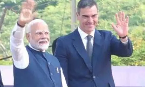 प्रधानमंत्री मोदी और स्पेन के प्रधानमंत्री सांचेज ने वडोदरा में रोड शो किया
