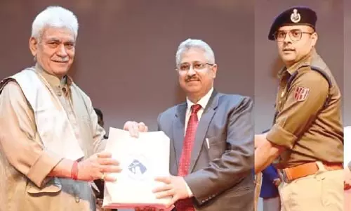 LG Sinha ने निर्बाध तीर्थयात्रा के लिए टीम जम्मू-कश्मीर के प्रयासों की सराहना की LG Sinha ने निर्बाध तीर्थयात्रा के लिए टीम जम्मू-कश्मीर के प्रयासों की सराहना की