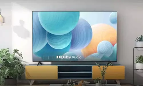 TCL ने लॉन्च किया Thunderbird 100 Max 2025 TV, शानदार फीचर्स बना देंगे आपको दीवाना