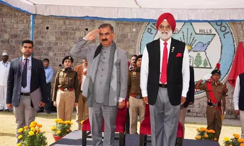 सरकार विद्यार्थियों का समग्र विकास सुनिश्चित कर रही: CM सरकार विद्यार्थियों का समग्र विकास सुनिश्चित कर रही: CM