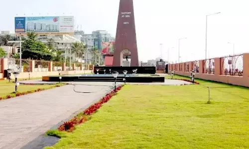 Vizag में विजय एट सी स्मारक पर लेजर शो की शुरुआत