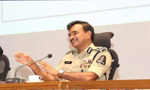 Hyderabad पुलिस ने विरोध प्रदर्शन और सभा पर रोक लगाई Hyderabad पुलिस ने विरोध प्रदर्शन और सभा पर रोक लगाई