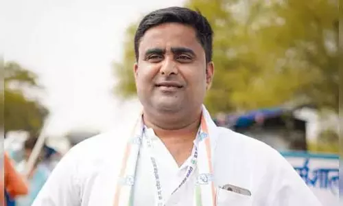 आकाश शर्मा का नामांकन पत्र वैध