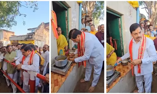 CM मोहन यादव ने सतना में चित्रकूट धाम के दौरे पर चाय बनाई, वीडियो...