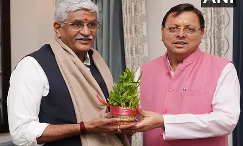 CM धामी ने केंद्रीय मंत्री शेखावत से की मुलाकात, राज्य के धार्मिक स्थलों को बढ़ावा देने पर चर्चा CM धामी ने केंद्रीय मंत्री शेखावत से की मुलाकात, राज्य के धार्मिक स्थलों को बढ़ावा देने पर चर्चा