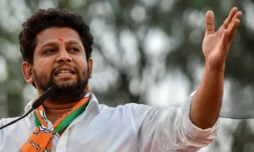 Maharashtra: पूर्व भाजपा सांसद का सदन में विवादित बयान