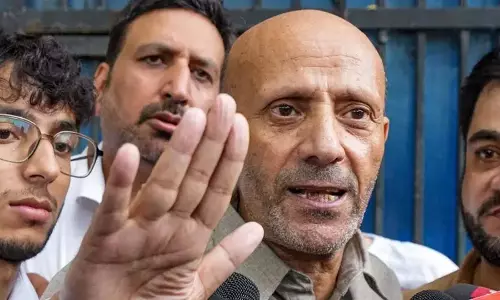 Engineer Rashid ने जेल में आत्मसमर्पण से पहले जम्मू-कश्मीर के लिए बलिदान देने की कसम खाई
