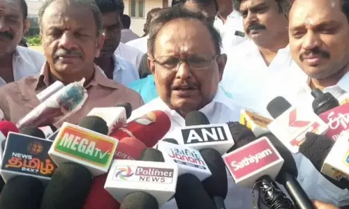 अभिनेता विजय की तमिलगा वत्री कजगम पार्टी भाजपा की सी टीम: तमिलनाडु के कानून मंत्री S Reguppathi अभिनेता विजय की तमिलगा वत्री कजगम पार्टी भाजपा की सी टीम: तमिलनाडु के कानून मंत्री S Reguppathi
