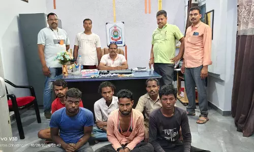 जुआ पर पुलिस की रेड, 6 लोग गिरफ्तार