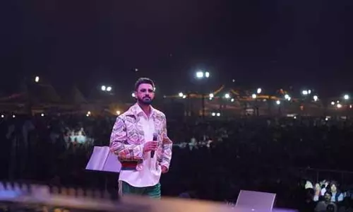 Saras Mela: गिप्पी ग्रेवाल की दमदार प्रस्तुति के साथ दस दिवसीय भव्य कार्यक्रम संपन्न Saras Mela: गिप्पी ग्रेवाल की दमदार प्रस्तुति के साथ दस दिवसीय भव्य कार्यक्रम संपन्न