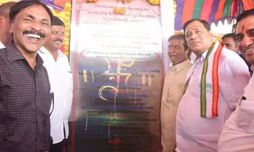Damodar राजनरसिम्हा ने लिफ्ट सिंचाई परियोजना की आधारशिला रखी