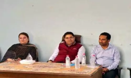 DC किश्तवाड़ ने मॉडल पंचायत का दौरा किया, विकास कार्यों का मूल्यांकन किया