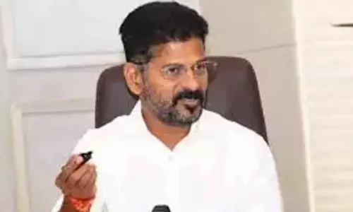 खुफिया अलर्ट के बीच तेलंगाना के CM के आवास पर सुरक्षा व्यवस्था बढ़ाई गई खुफिया अलर्ट के बीच तेलंगाना के CM के आवास पर सुरक्षा व्यवस्था बढ़ाई गई