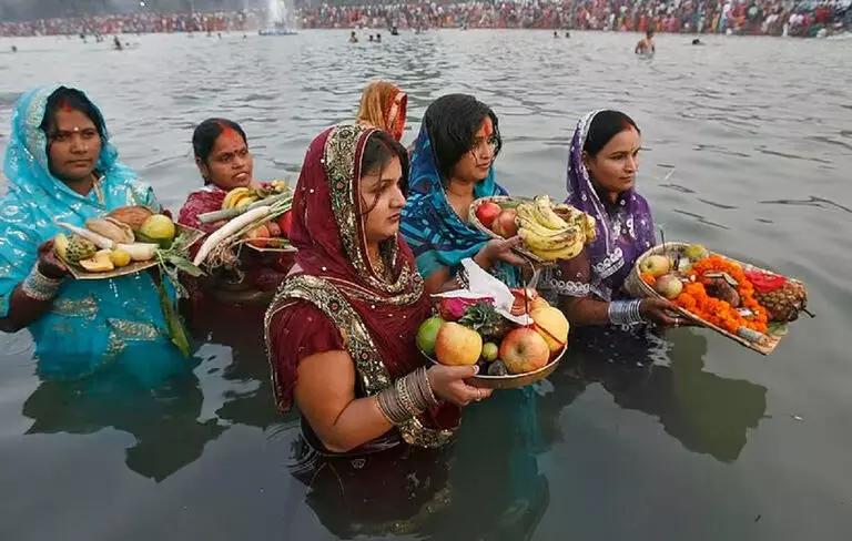 Assam : डिब्रूगढ़ में छठ पूजा बैठक आयोजित की गई